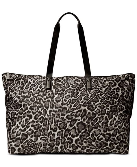 michael kors jet set travel tote macys|Michael Kors packable tote.